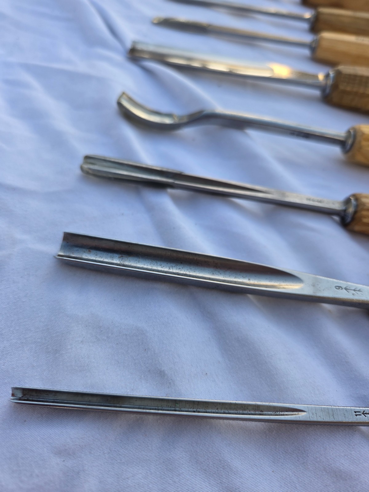 PFEIL “Swiss Made” Set OF 13, W/ tool Roll woodcarving tools RO 12