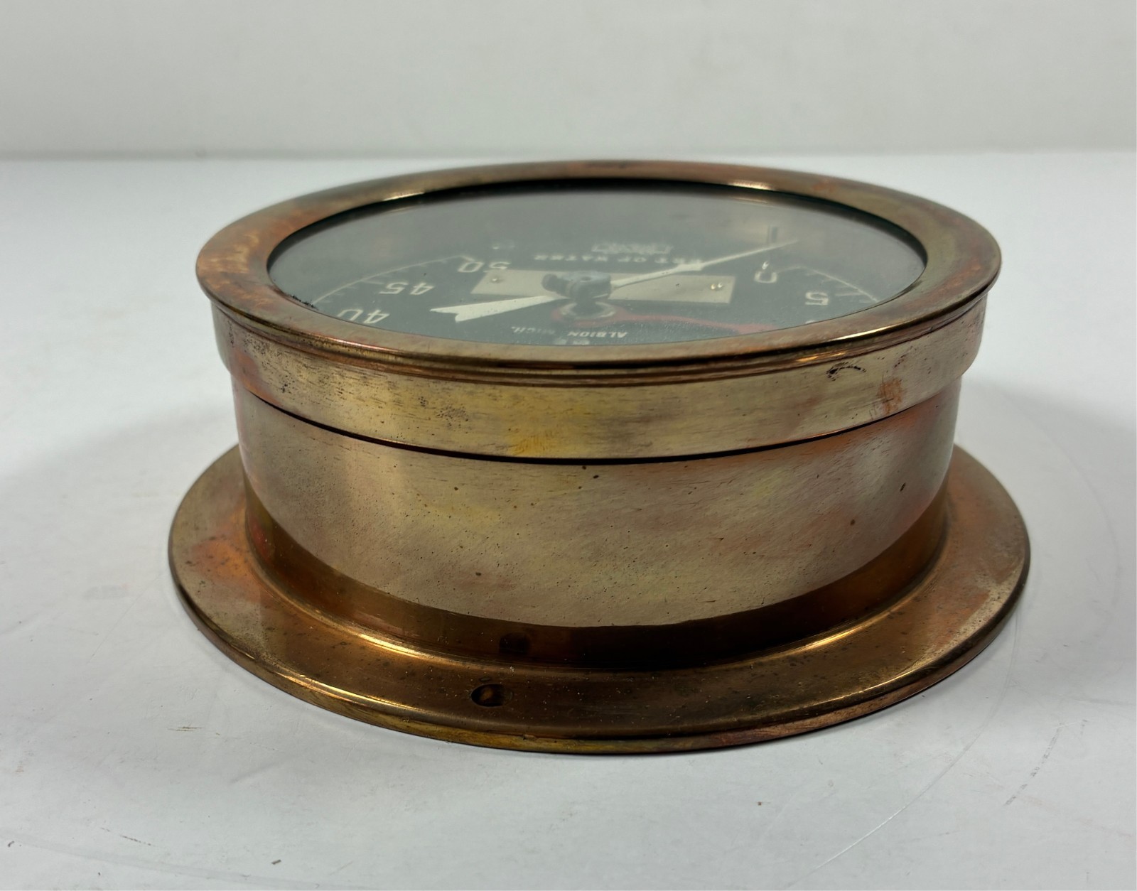 Service Caster & Truck Company Feet of Water 4 1/2″ Brass Gauge Marshalltown Mfg