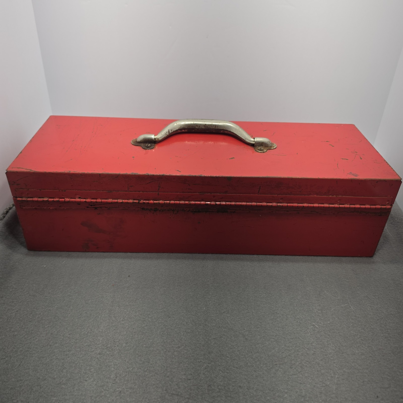 Vintage Snap-On KRA-251A Metal Tool Box 18 1/2” L x 6 3/4” W x 5” T(USA) 1979. J