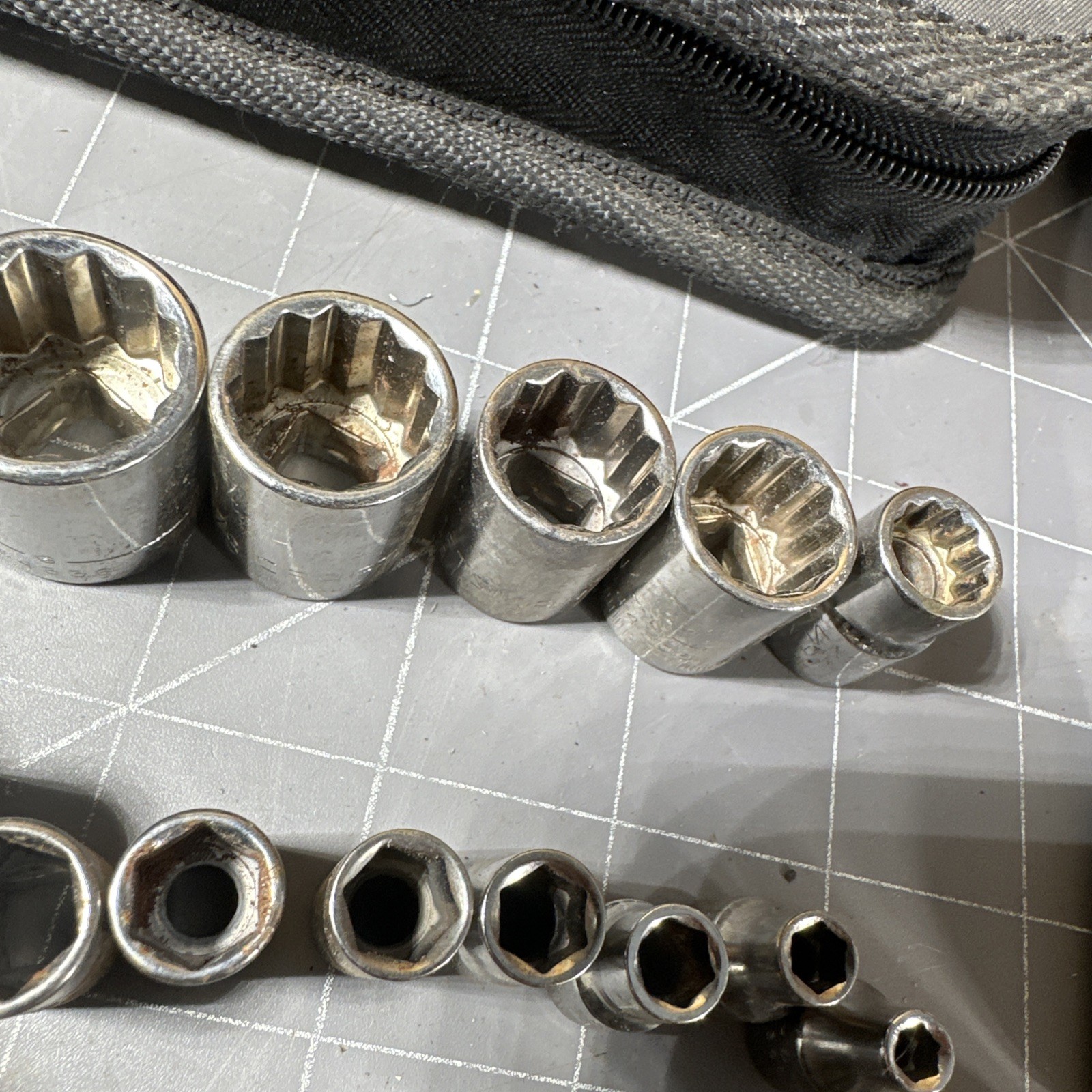 52pc Sears Craftsman USA 1/4 3/8 Mechanics Tool Socket Set In Pouch Vintage