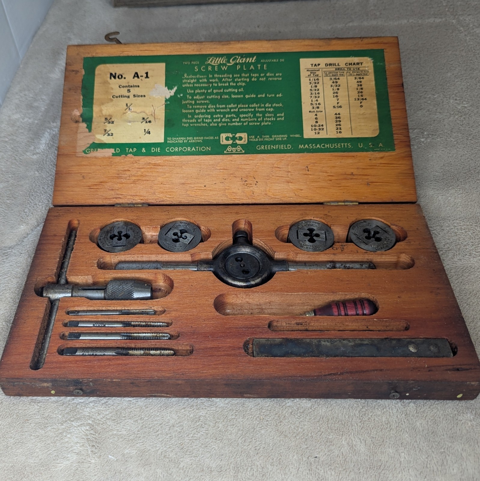 WW2 VTG Greenfield Tap & Die Little Giant Set No. A-1 w 5 Sizes Read Description