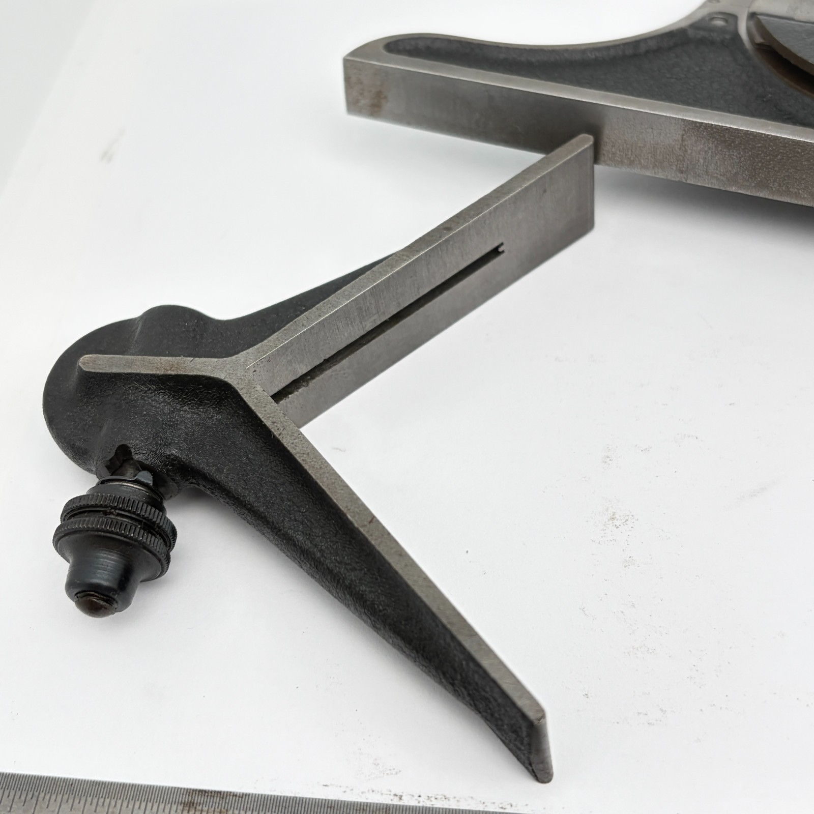 Preowned 12″ L.S. STARRETT Comb. Square w/ Protractor Centerfinder – Machinists