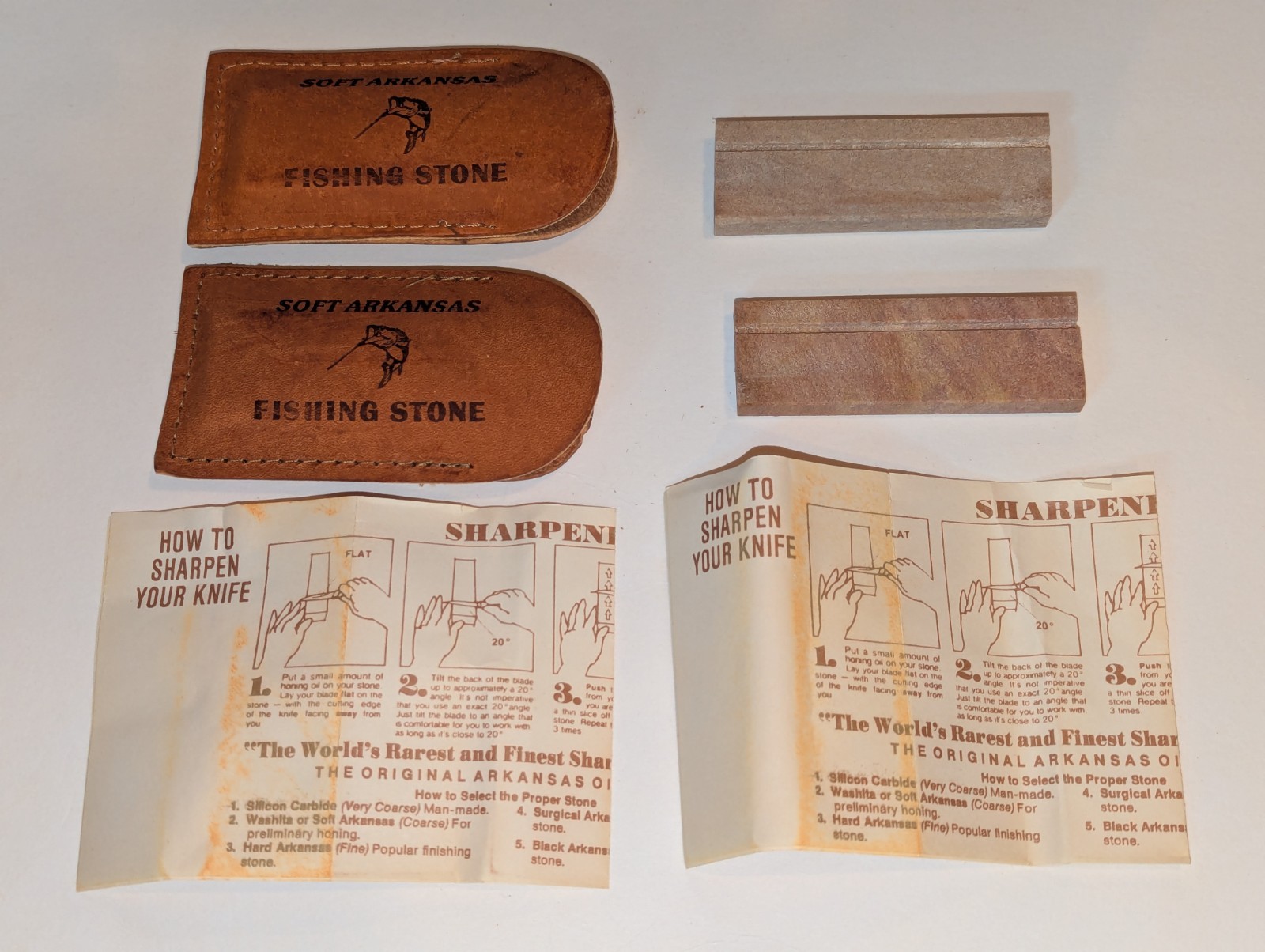 Lot of 2 VTG Soft Arkansas Fishing Stone 3″ (Washita) in Leather Pouch, Pocket