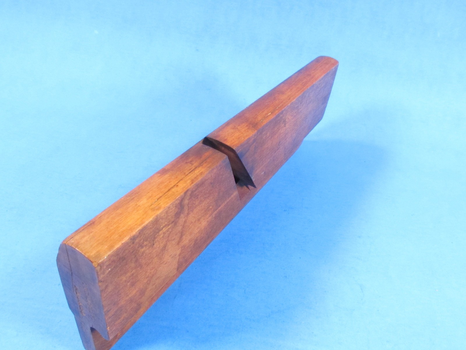 Davis & King No 10 round wood molding plane New York City 2* mark & Wm Ash iron
