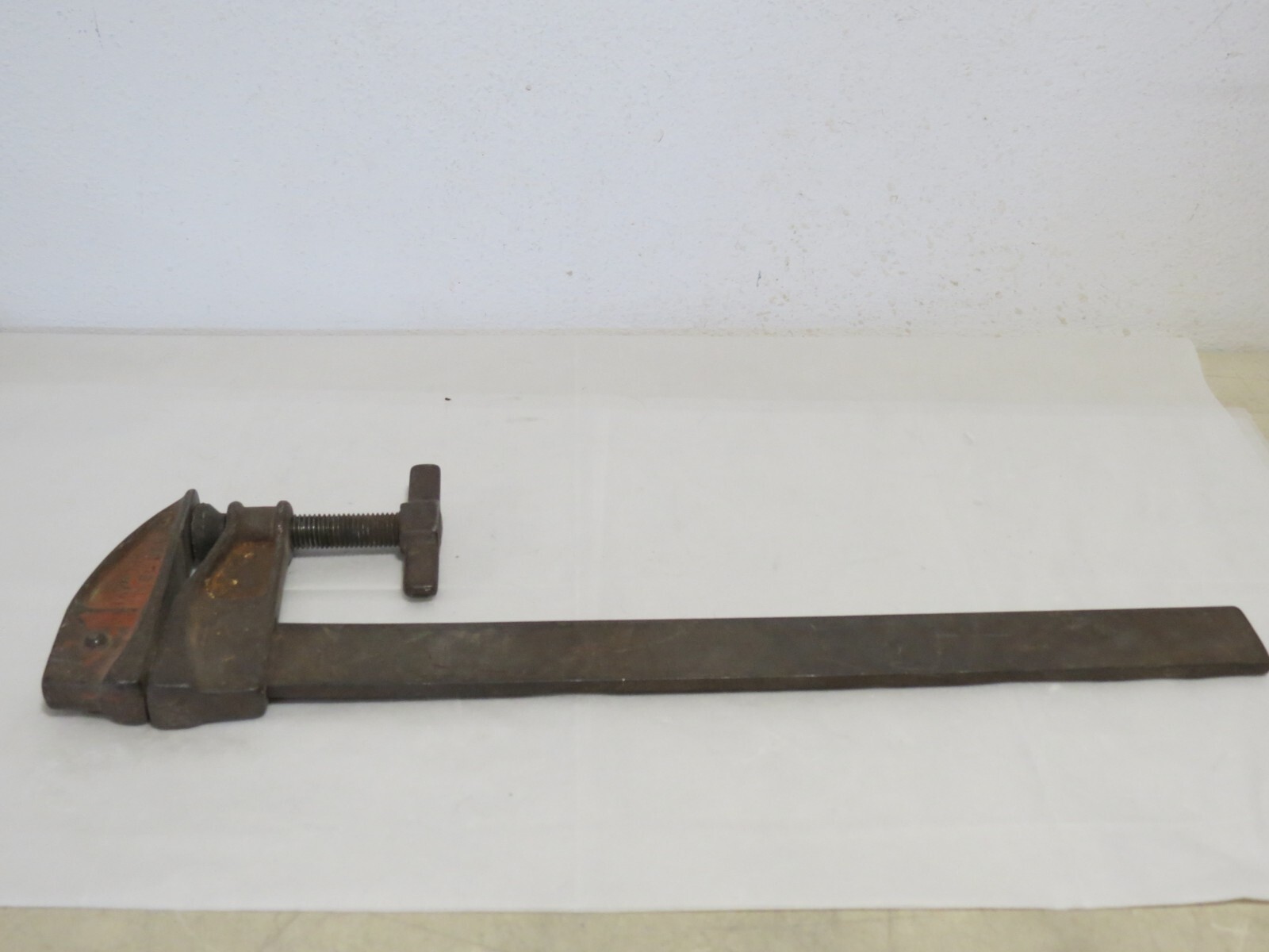 Taylor Steel No. 22B Bar Clamp 23″ Overall L. Opens 19″ Used