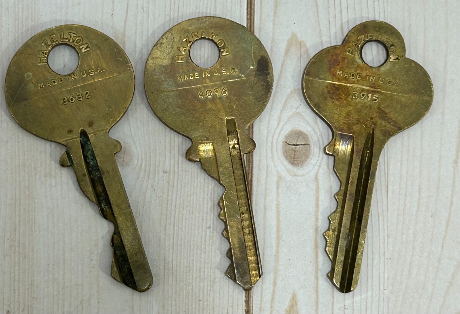 Lot of 3 Vintage Hazelton Keys Boston ~ Siegel Paint ~ Howe Hardware