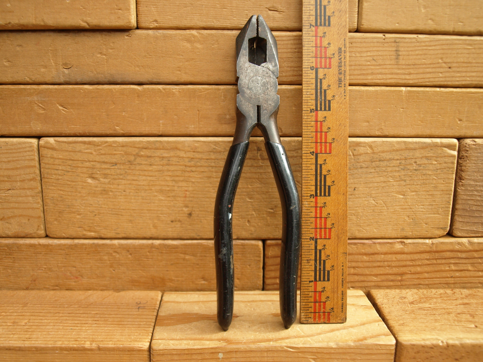 Craftsman 4518 Lineman’s Pliers 7-in Rubber Handles Geometric C “C” 1930s-1950s