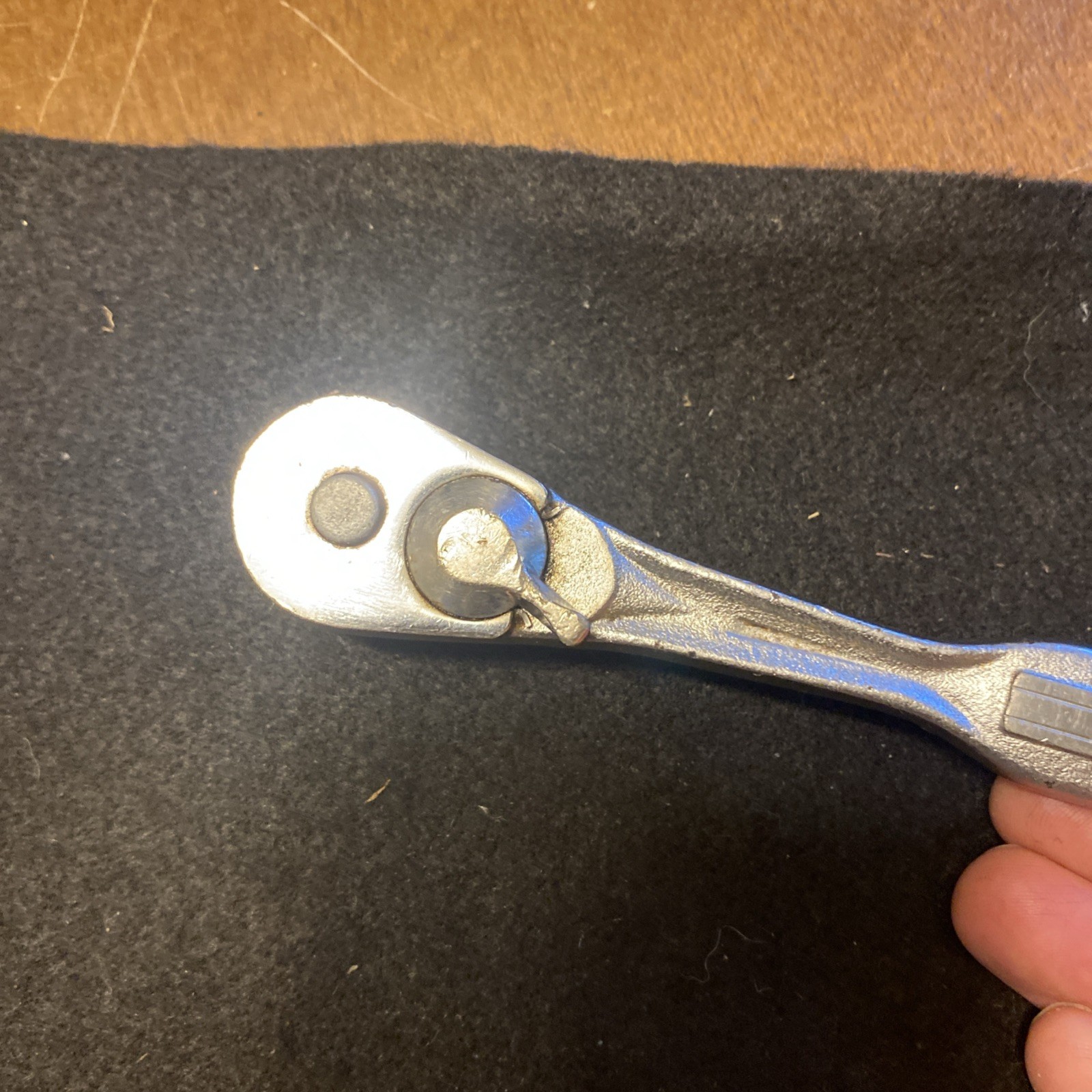 Vtg CRAFTSMAN Tools USA 43784 -V- Series Patent Pending 3/8″ Drive RATCHET