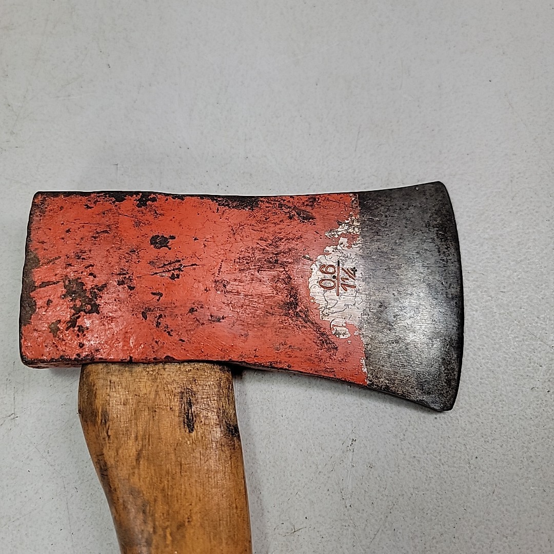 Vintage SANDVIK Sweden Camping Axe Hatchet 1-1/4lb & Leather Sheath 15″ Handle