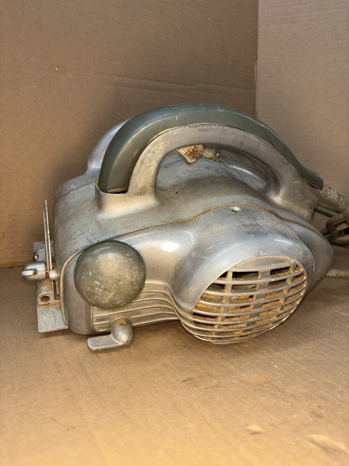 VINTAGE CRAFTSMAN 8 in. ELECTRIC HAND SAW 115V AC/DC # 207.25602 10 Amps TESTED