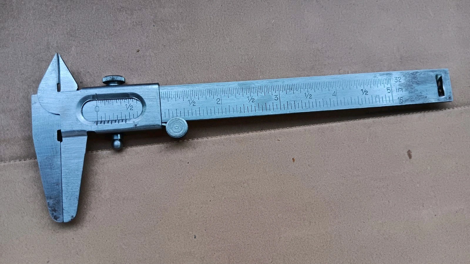 Globemaster 5955 Workshop Caliper Outside Inside Depth Vernier Reading Spain
