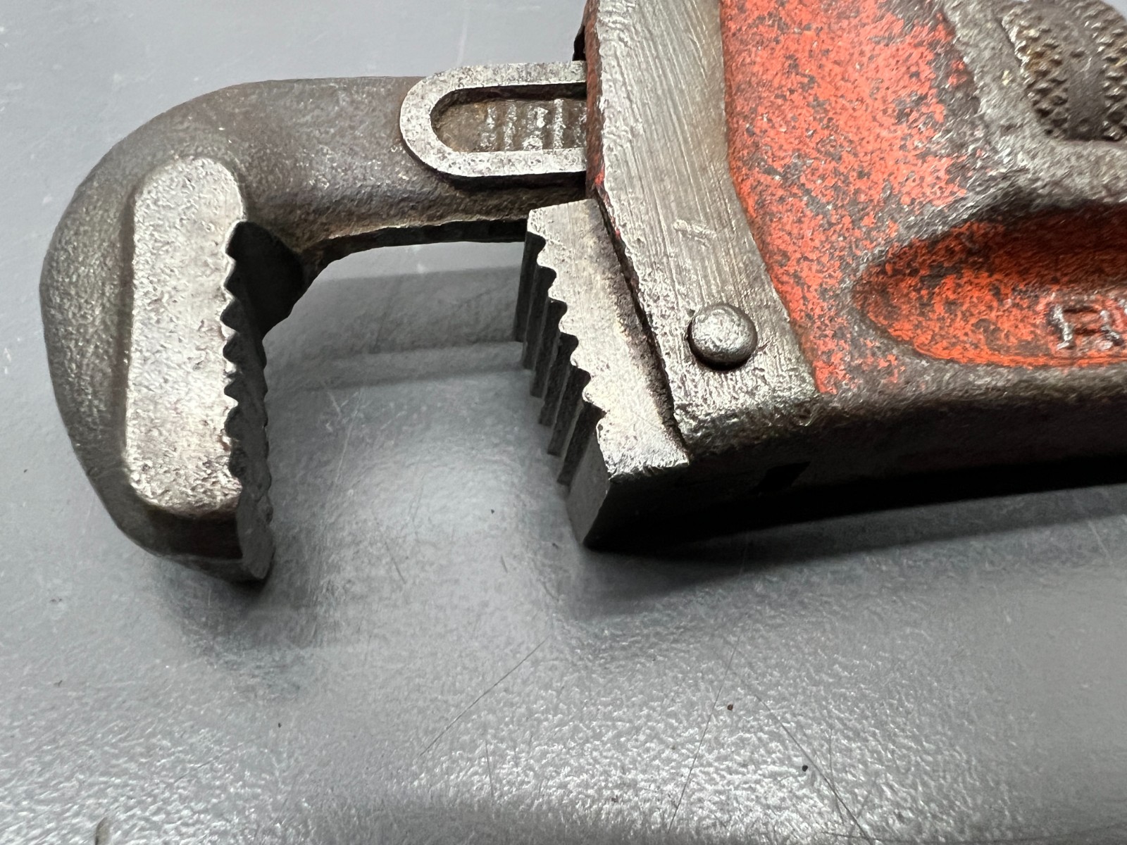 (l) VINTAGE RIDGID RIDGE TOOL CO. 6″ HD PIPE WRENCH – ELYRIA, OH USA – VGC – USA