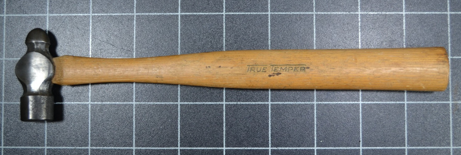 TRUE TEMPER – #570 – 4oz – BALL PEIN HAMMER WITH ORIGINAL MARKED HANDLE