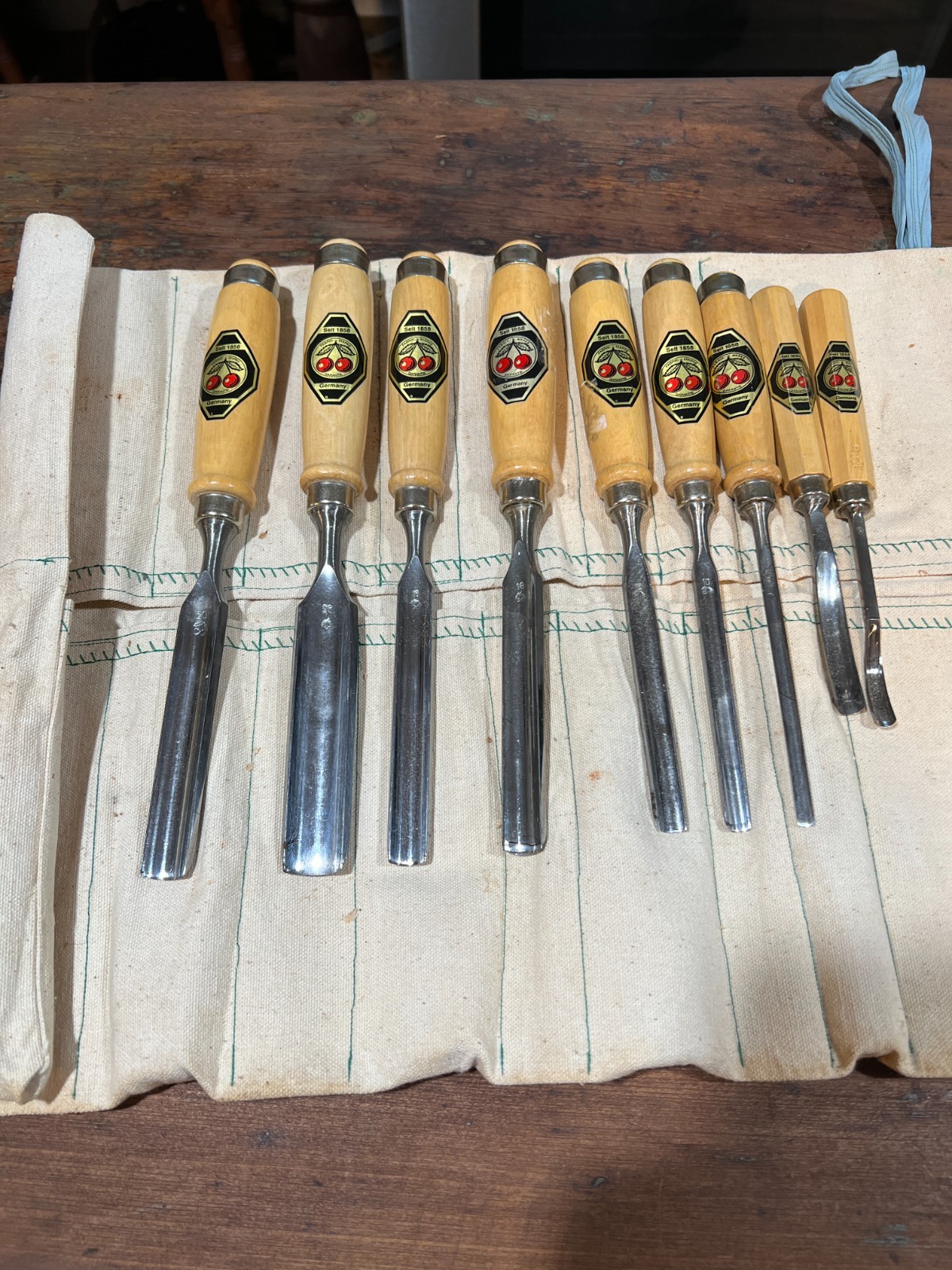 TWO CHERRIES KIRSCHEN WOODWORKING CHISELS SET OF 9 GERMANY