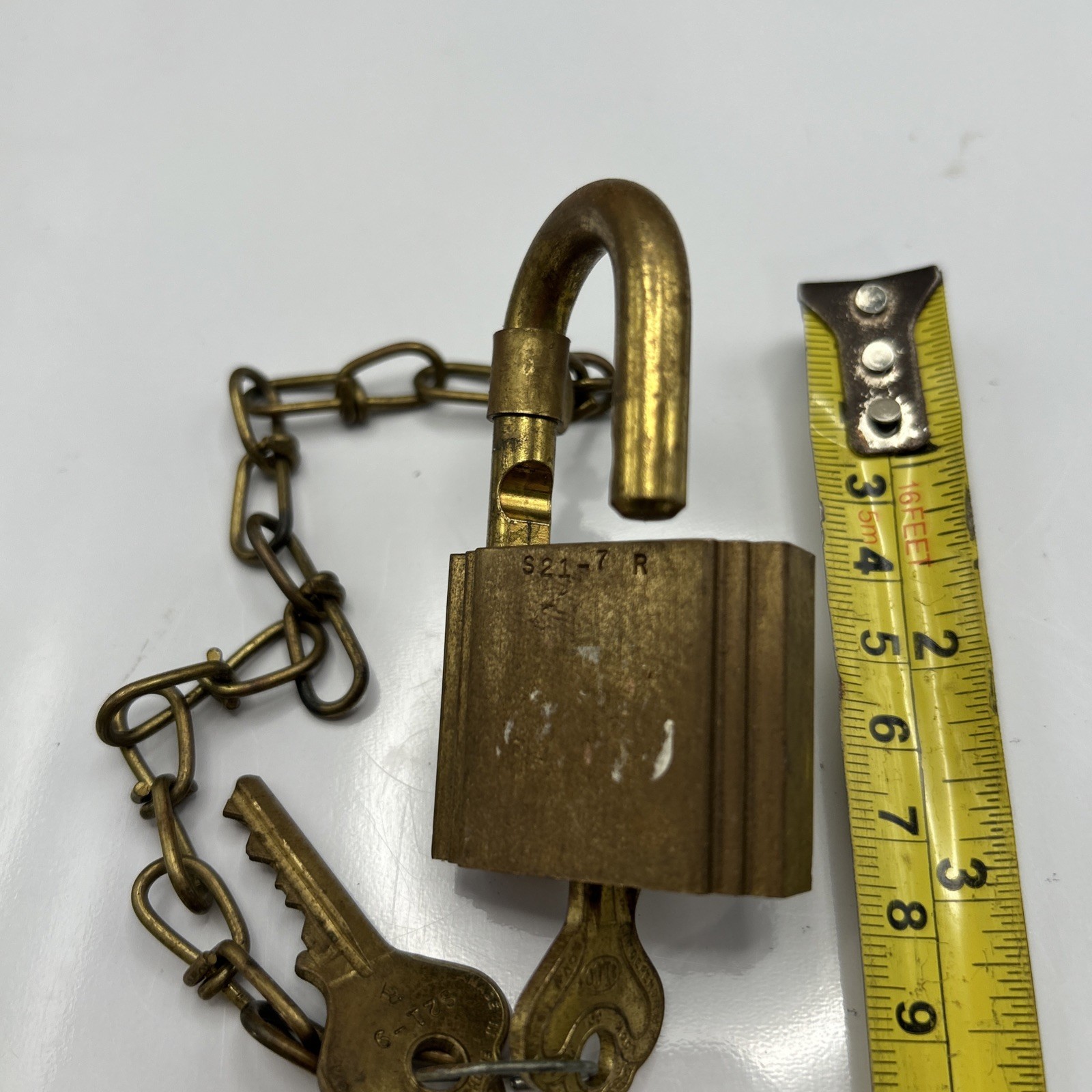 Us ILCO Set Brass? Lock Set W Keys 521-7 R Chain Latches
