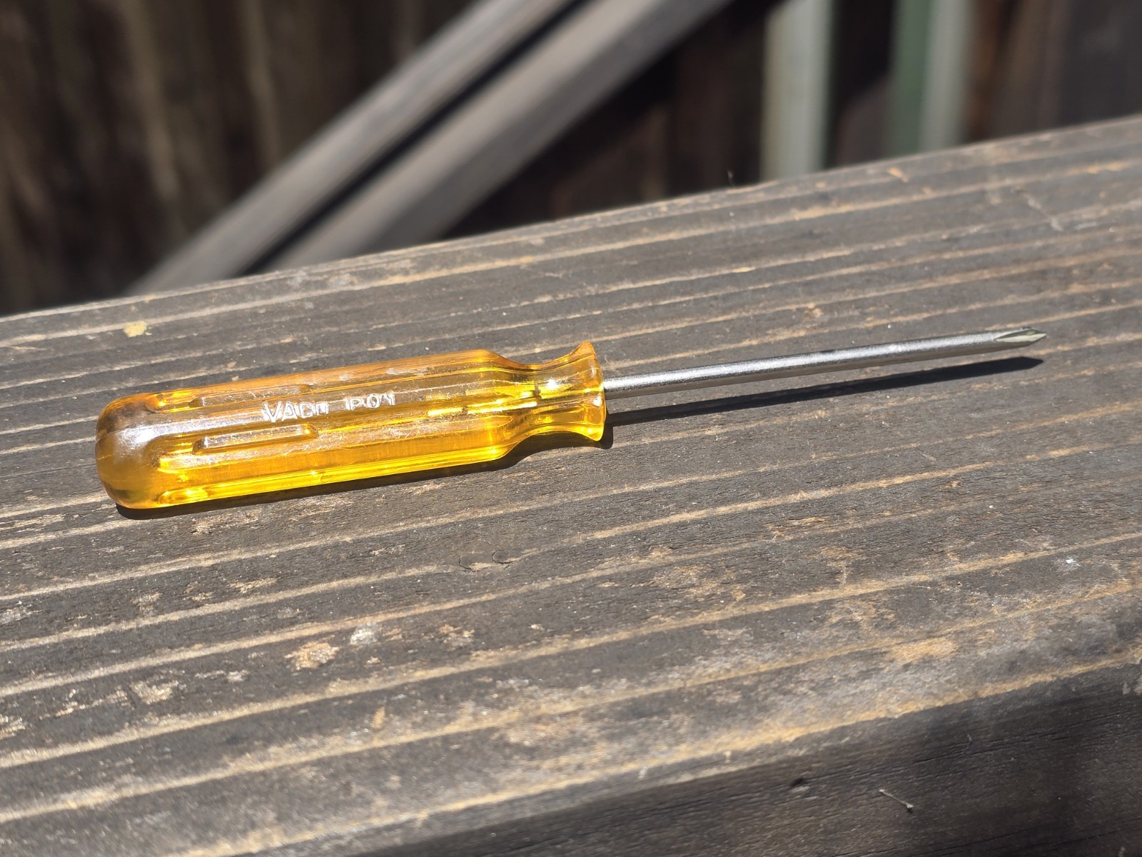 VACO P-01 #0 x 2-1/2″ Phillips Screwdriver USA tool yellow handle tool, vtg