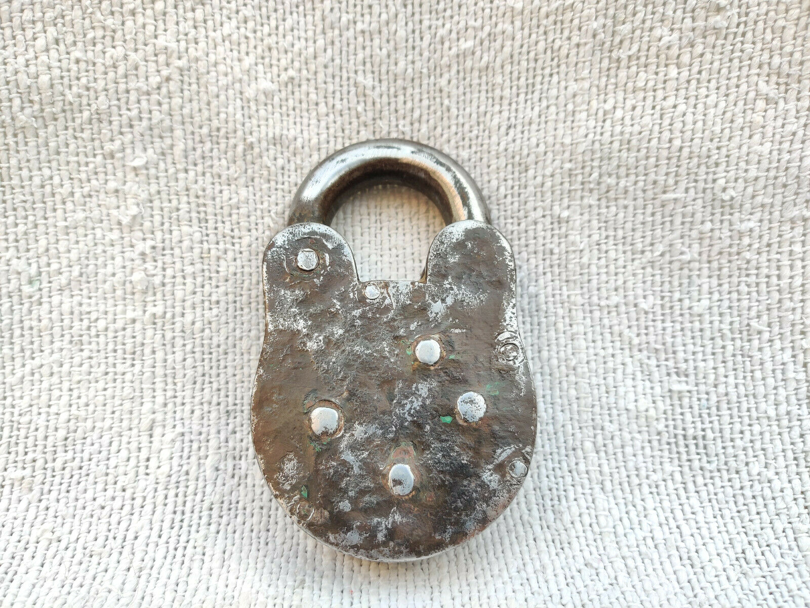 1950s Vintage 27 Aligarh 7 Levers Padlock Chhatri & C Iron 573 Grams PD177