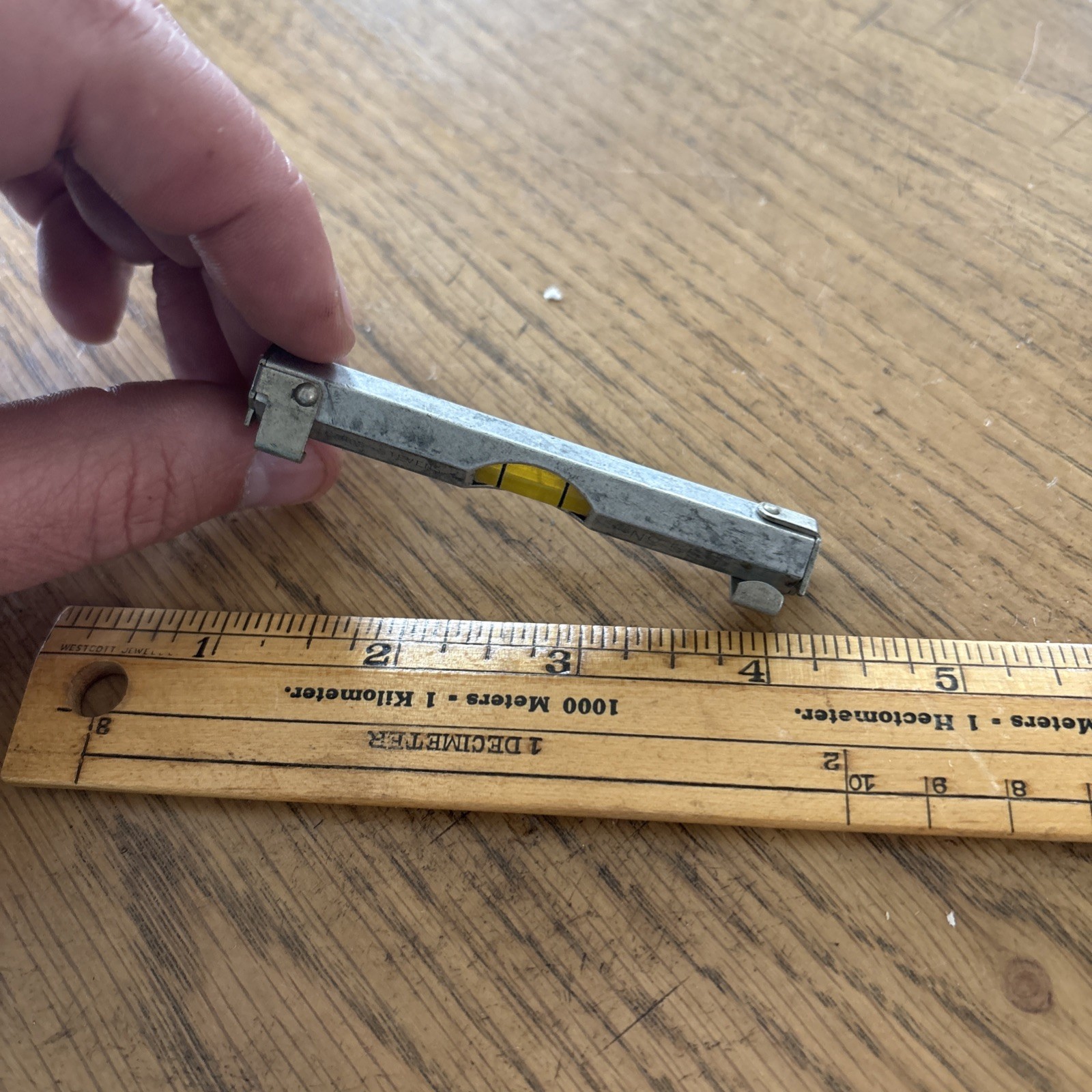 VINTAGE SANDS – STEVENS LINE LEVEL No. 555 3″ ALUMINUM BODY