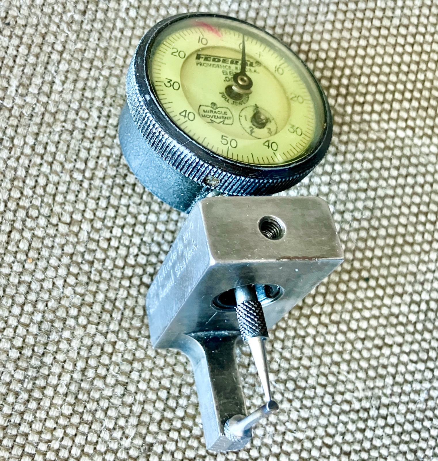 FEDERAL Dial Indicator Full Jeweled Miracle Movement – No. B81 – .001″ – USA