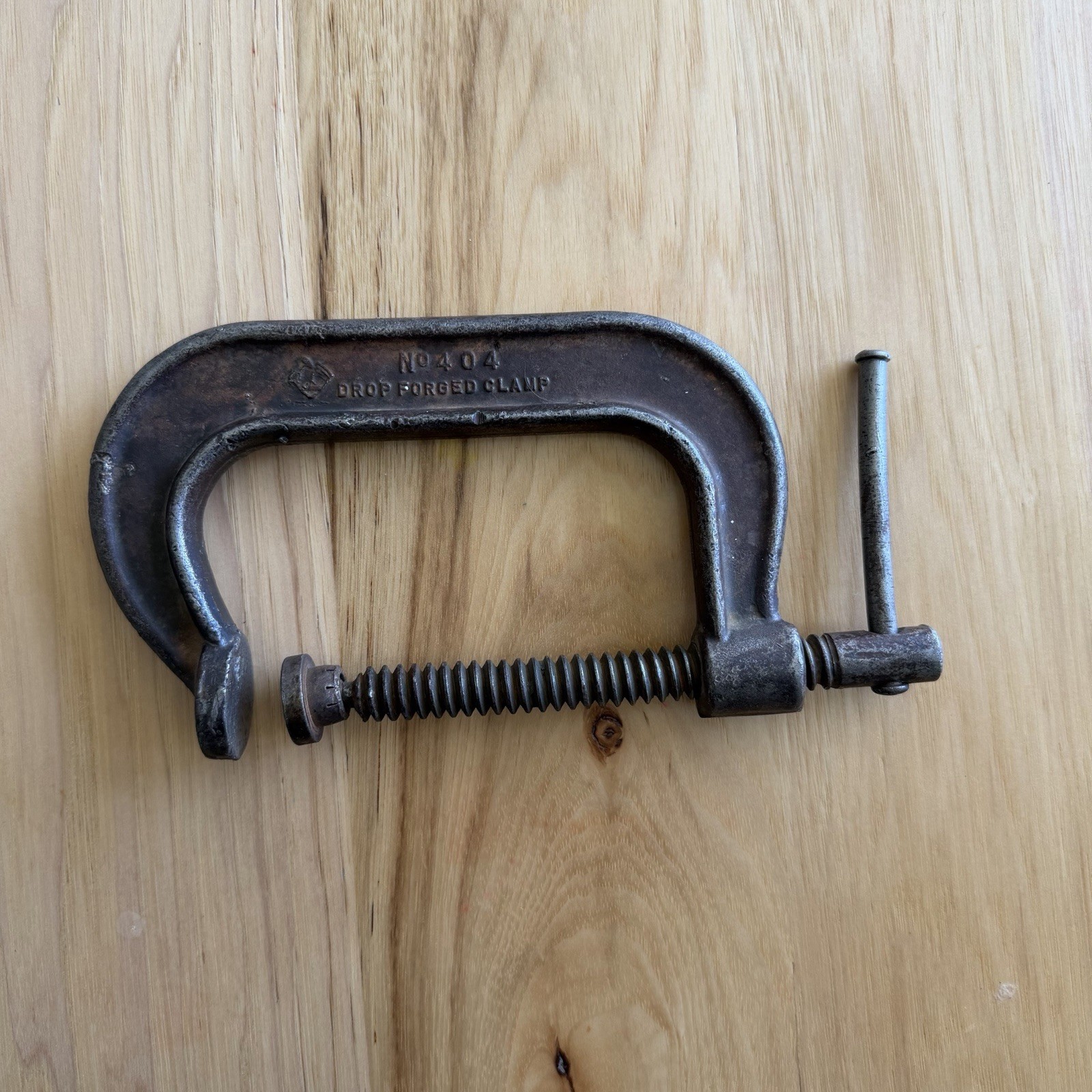 VINTAGE ARMSTRONG & WILLIAMS No. 404 C-CLAMP DROP FORGED HEAVY DUTY USA NICE