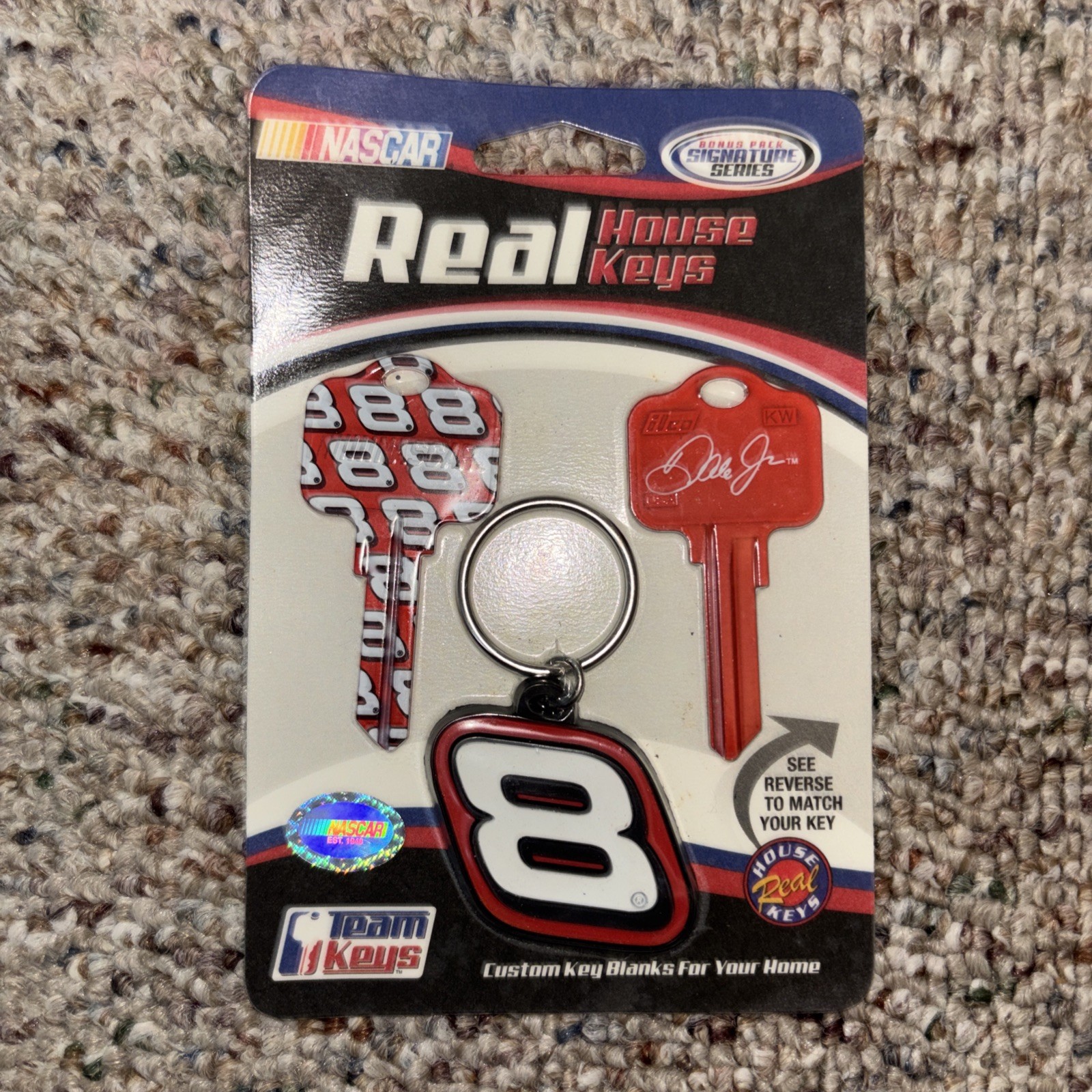 Nascar Real House Keys #8 Dale Earnhardt Jr., 2 Key Blanks & a Key Chain