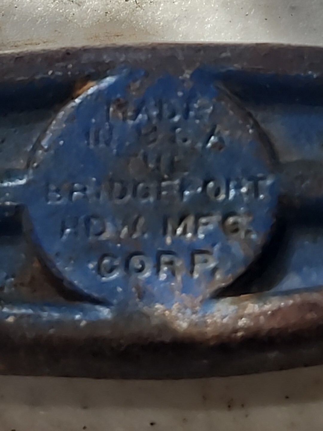 Bridgeport Hardware MFG Corp No. 56 Suregrip Nail Puller USA. Free Shipping