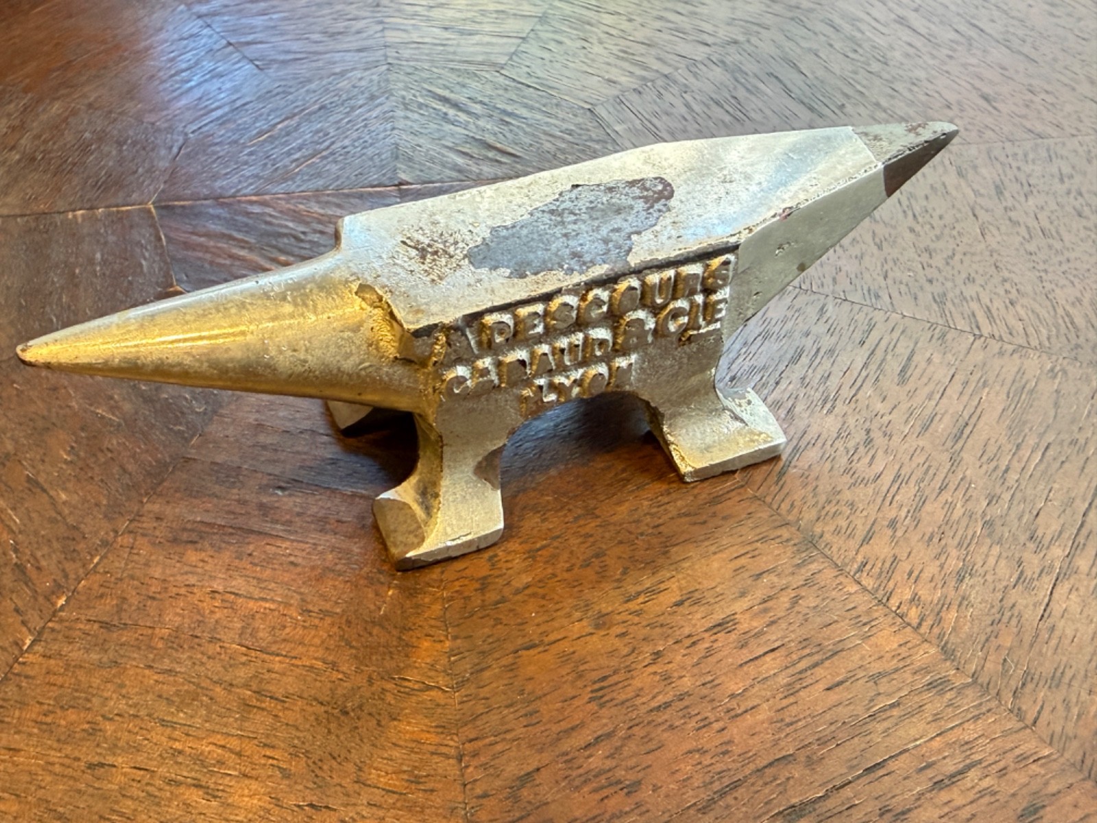1900 Antique Descours&Cabaud Lyon Jeweler Mini Cast Iron Anvil Bench Tool 13oz