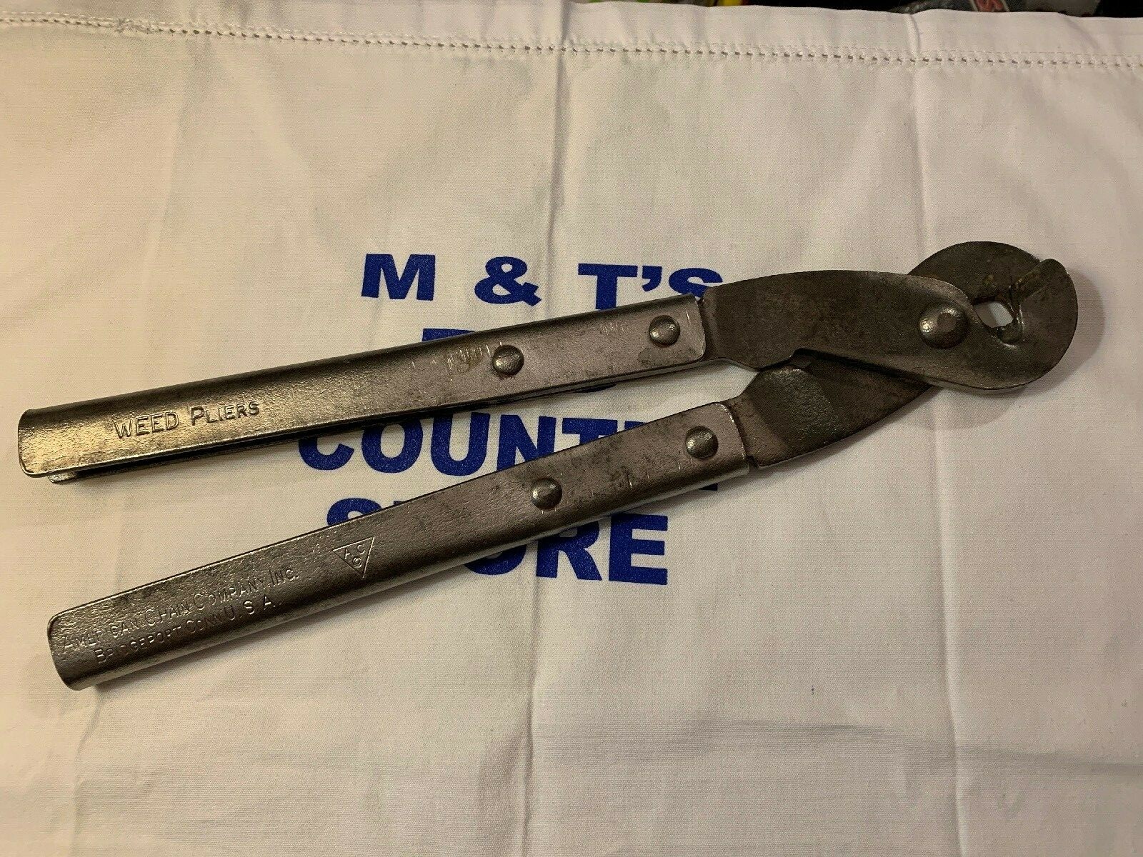 Vintage Antique Weed Pliers 13″ in total Length American Chain Company