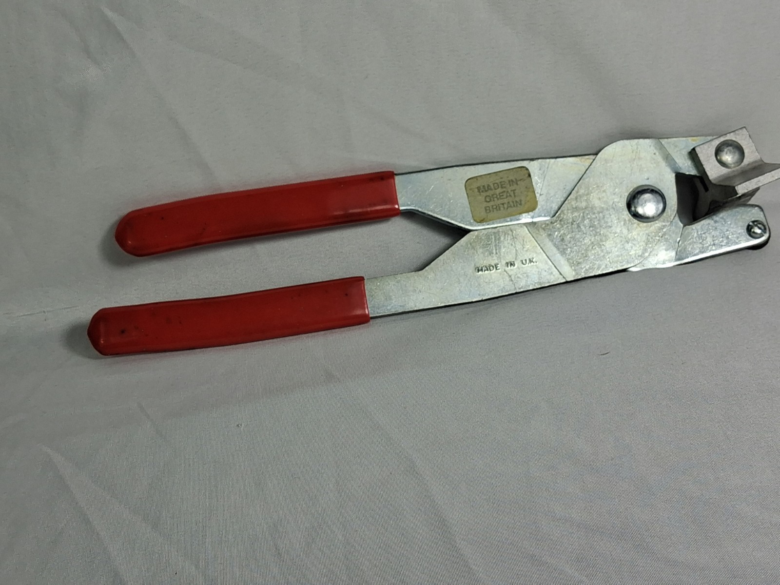 Vintage Made in U.K. Glass Running Pliers Tile Breaking Tool Red Handle Great…