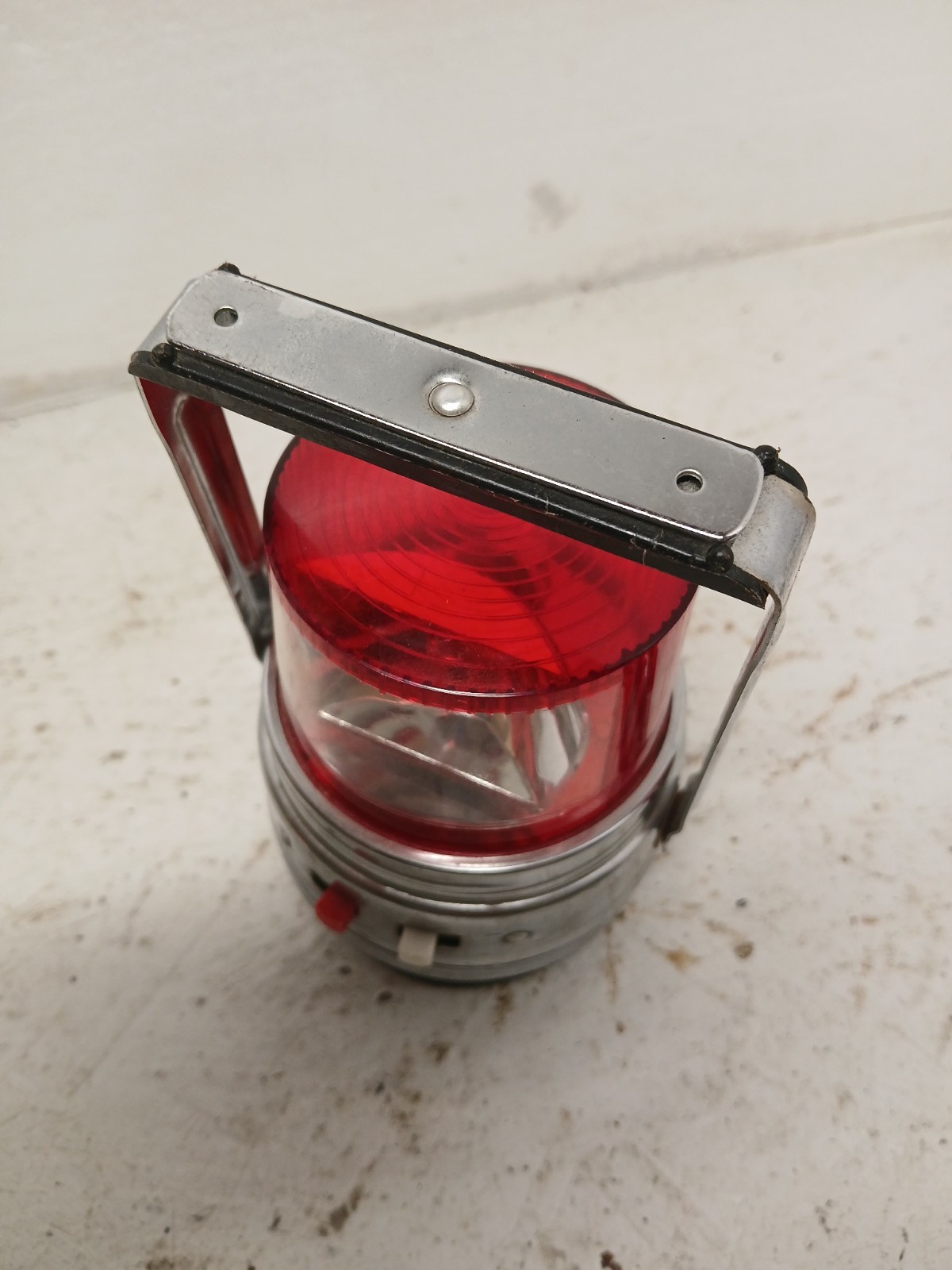 Vintage Emergency FLASH LIGHT Torch w/ Suction Cup & Handle WORKS