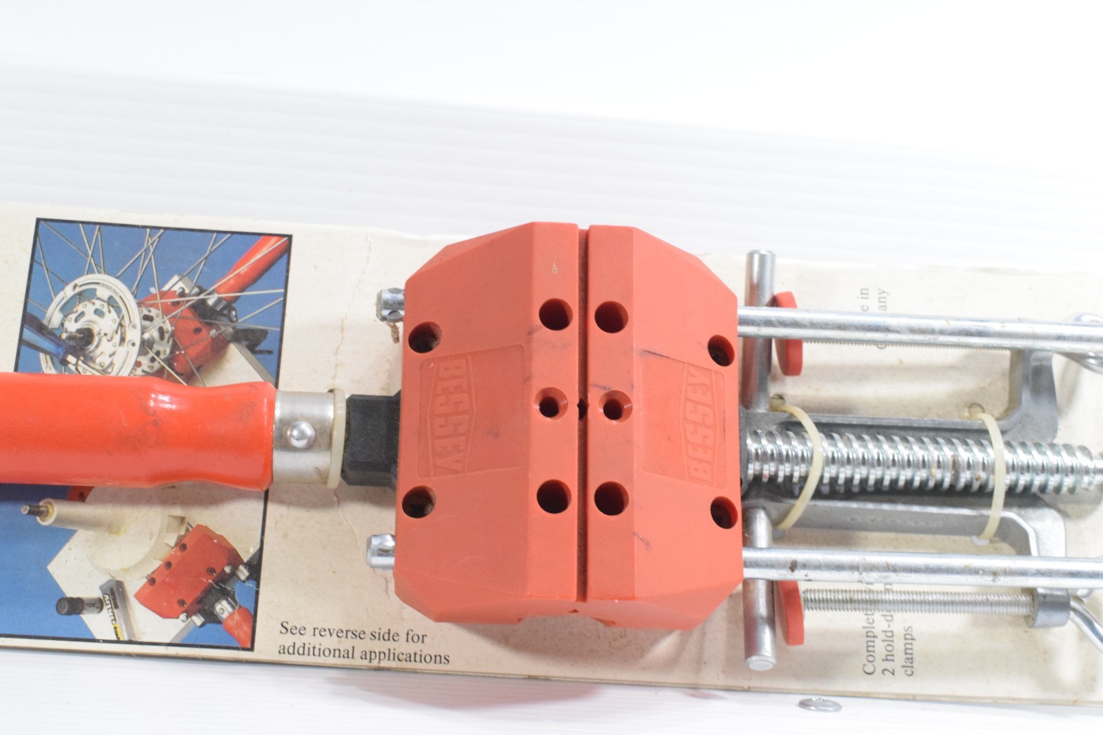 BESSEY CLAMP VISE TABLETOP MOUNT GRIP FLAT ROUND ANGLED PARTS WOOD WORK SHOP S10