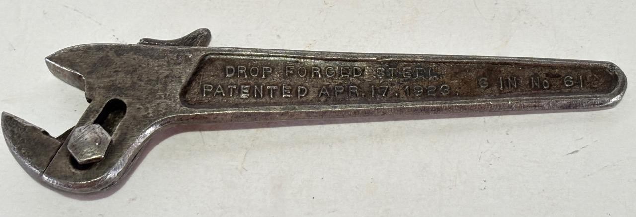 ANTIQUE GELLMAN NO. 61 POLLY 6″ ADJUSTABLE WRENCH PAT. APR. 17, 1923 ROCK ISLAND