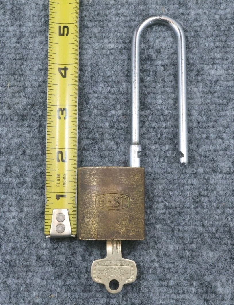 Vintage BEST PADLOCK SAFETY LOCK With 3″ Shackle BEST LOGO – 1 KEY