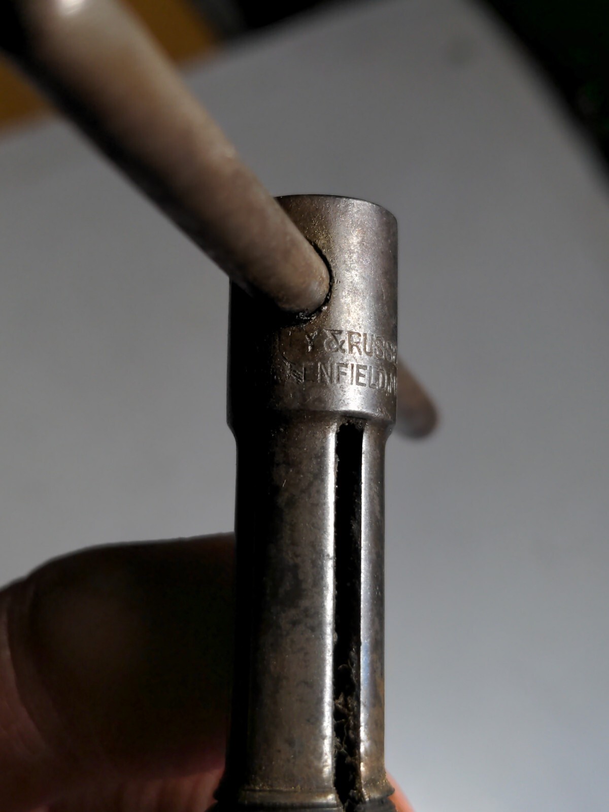 Greenfield Tap Wrench Handle 3/16″ w/ tap Besly 1/4″ 28NF GH3