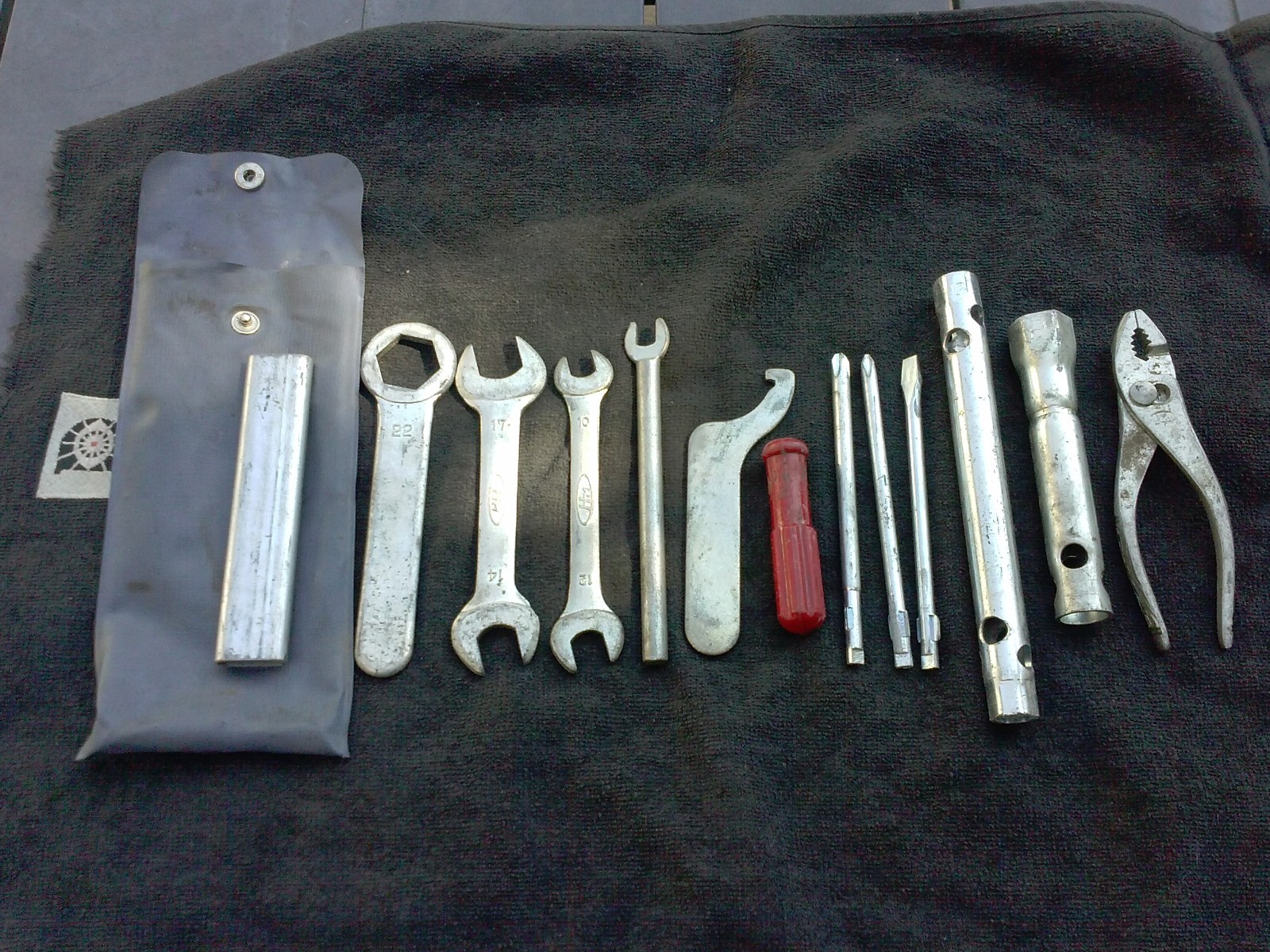 Honda CB400F Vintage tool kit 1975 1976 1977 also correct CB350f 1972 1973 1974