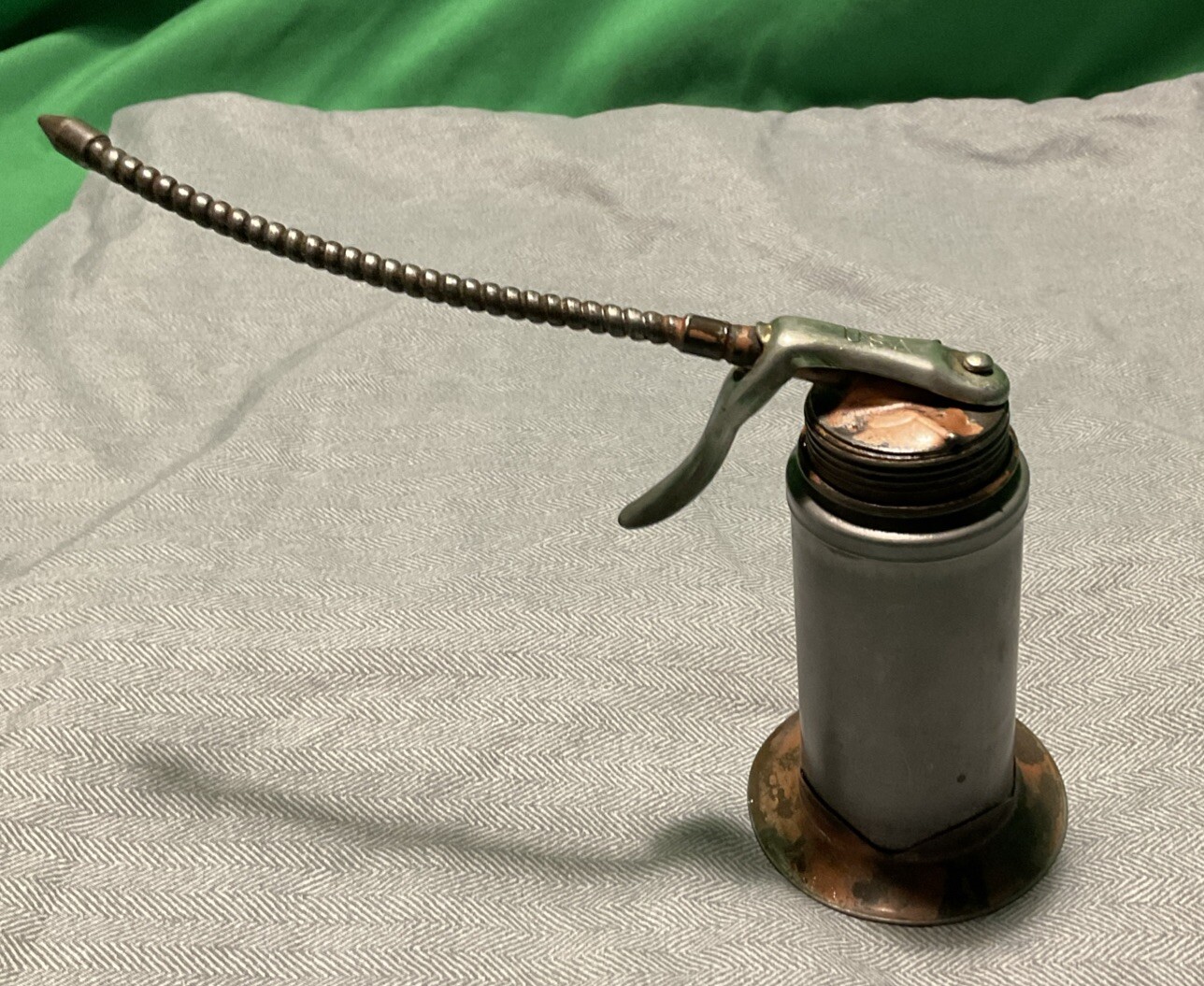 VTG Oiler Can. Automotive Tools. Oil Can Made In USA- 5” Height