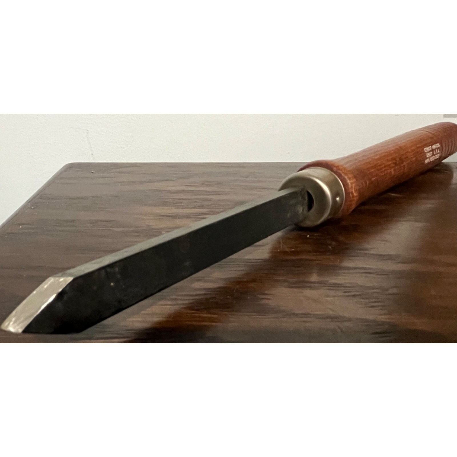 Vermont American 65604 USA High Speed Steel Wood Handle Chisel 15”