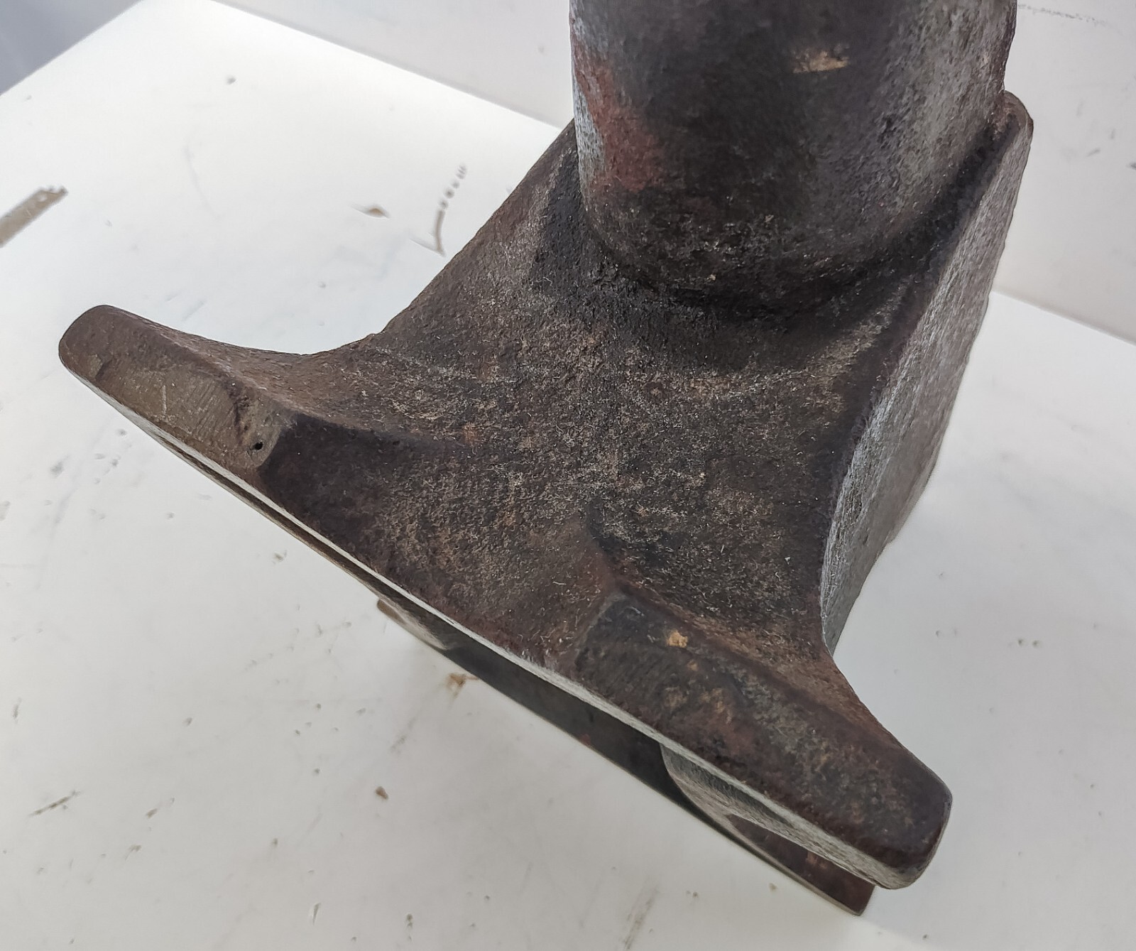 Vintage – No Brand 50lb Small Size Blacksmith’s Knife Anvil – Chipped