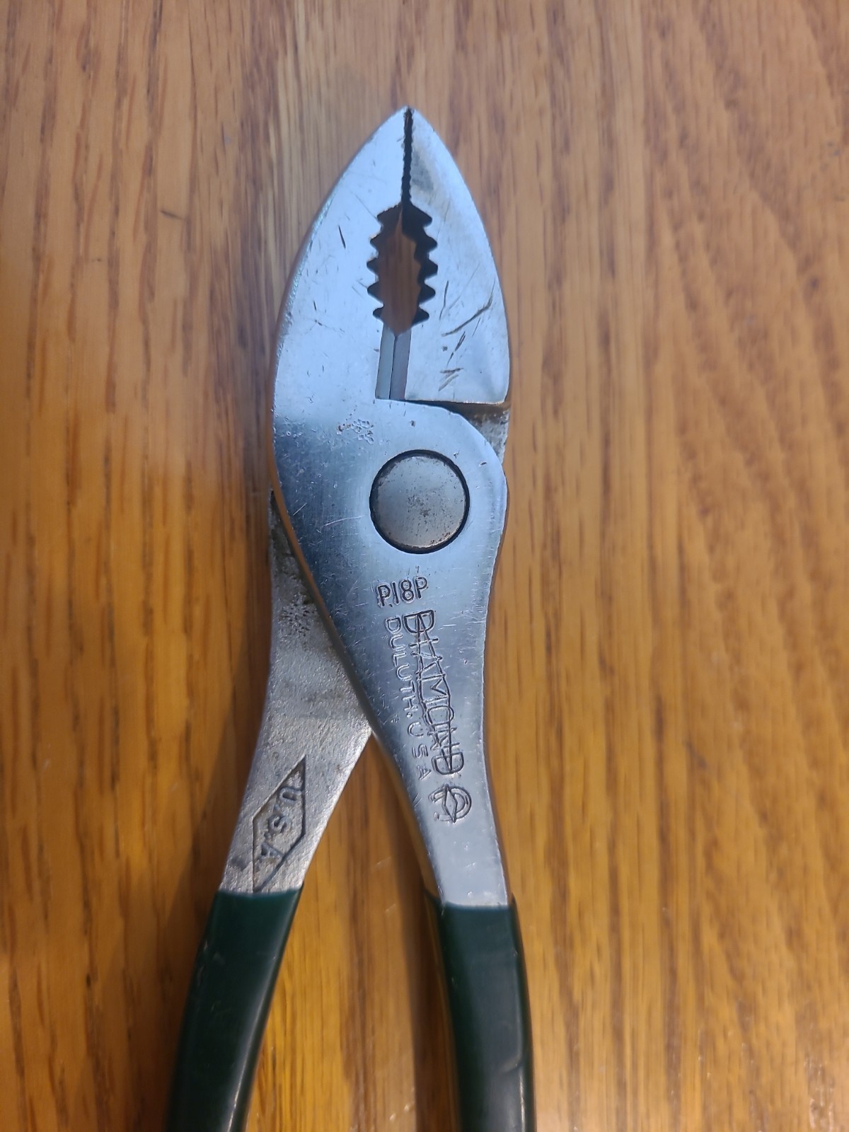 VINTAGE DIAMOND DIAMALLOY CAULK & HORSESHOE P18P 6″ SLIP JOINT PLIERS USA