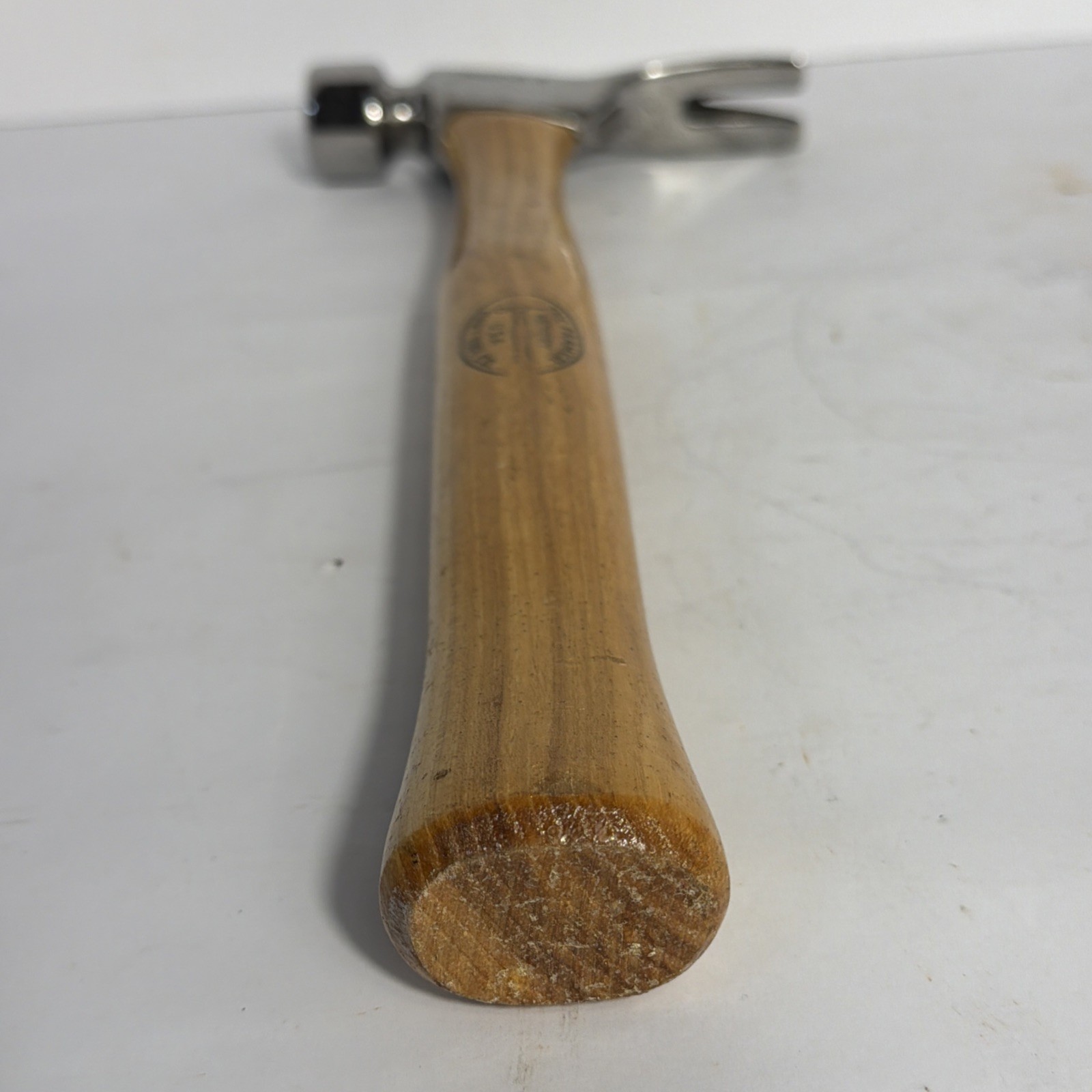 Hart – The Decker 21 California Framer Smooth Framing Hammer Original Handle