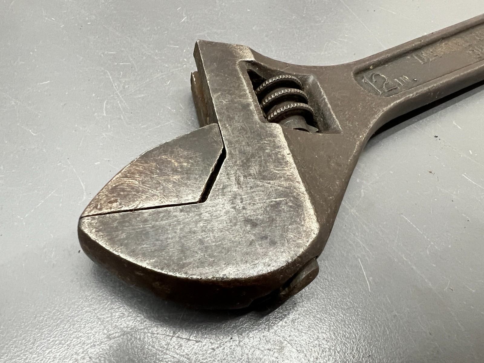 (U) VINTAGE DIAMOND CALK HORSESHOE DIAMALLOY 12″ ADJUSTABLE WRENCH BLACK VGC USA