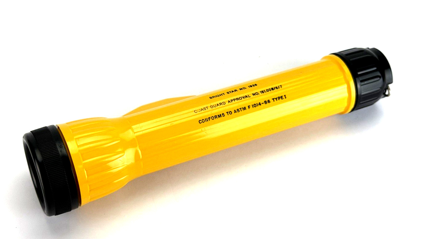 Vintage US Coast Guard Bright Star 1925 Flashlight ASTM F 1014-86 Type 1 USA