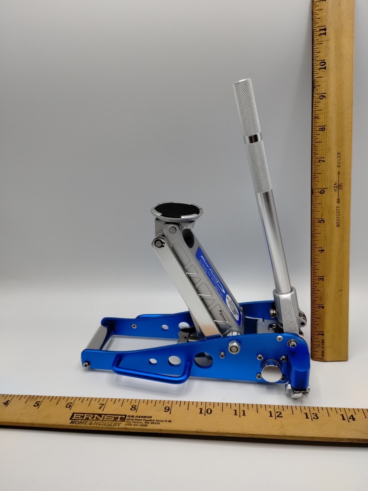 Blue Point Snap On Mini Aluminum Racing Jack Salesman Sample Display