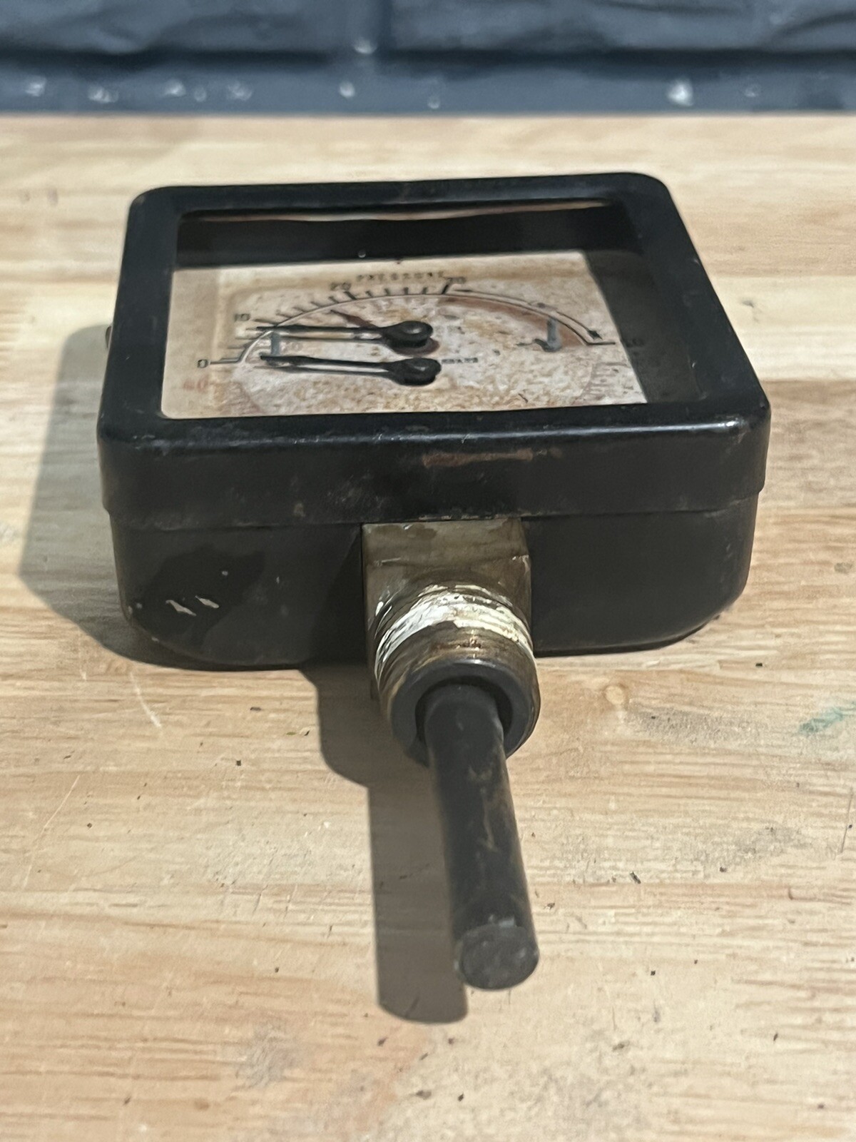 Antique Jas P MARSH Corp PRESSURE GAUGE 0-50 ALTITUDE 0-115 TEMP 60-320 FORPARTS