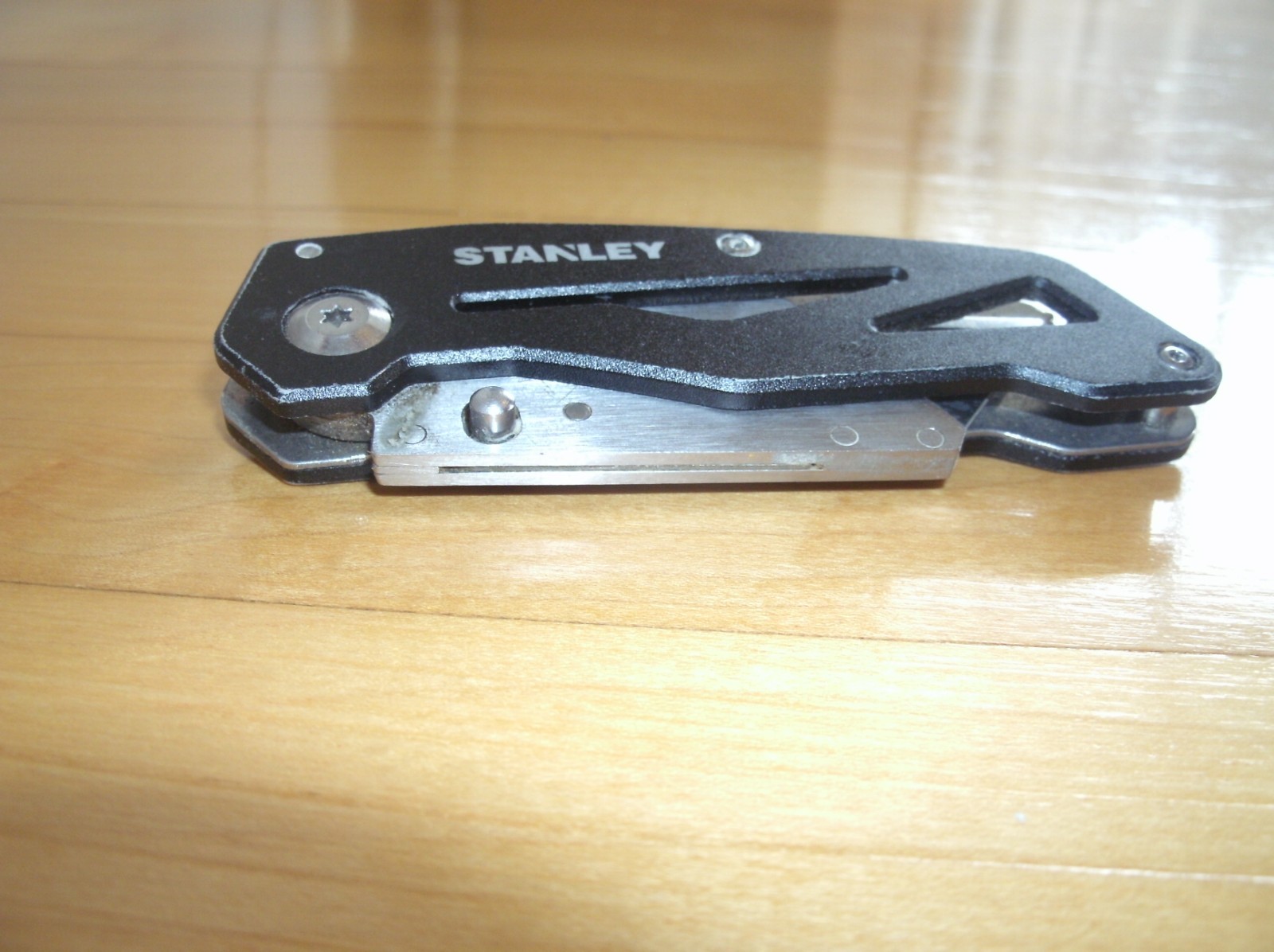 Stanley Folding Utility Knife, with Belt Clip