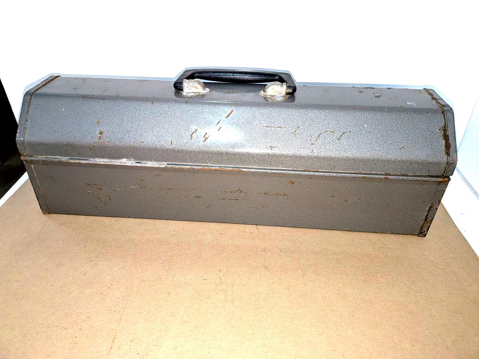Vintage 20″ Sears Craftsman 65161 Tombstone Hip Roof Toolbox with Metal Tray