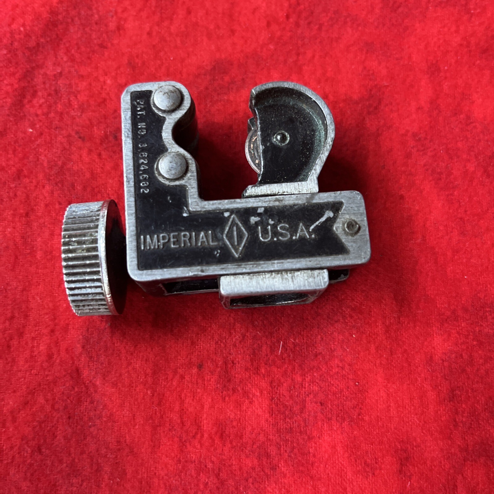 VINTAGE IMPERIAL EASTMAN NO. 174-F PIPE CUTTER 3/8″ to 1-1/8″OD – USA (k22)