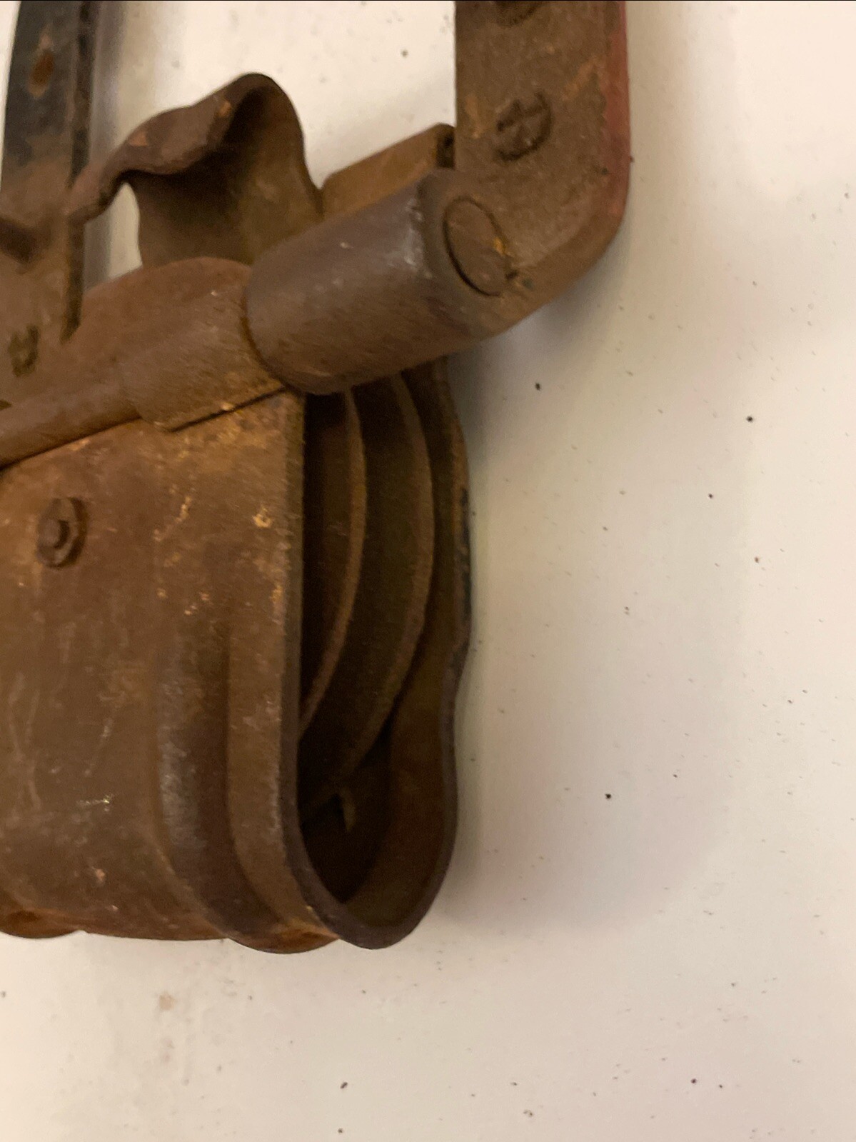 Antique Wall Mount Heavy Duty Industrial Cast Iron Pulley Big 4″ National MFG.