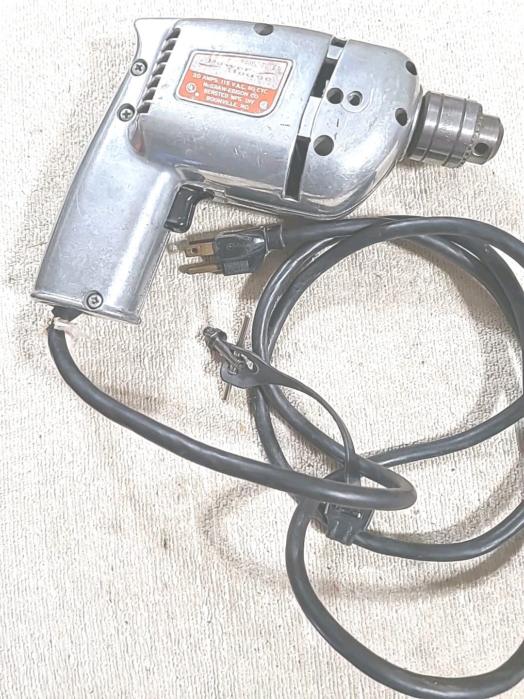 Vintage McGraw -Edison Power House 3/8” Corded Drill Model 70184A USA MADE TOOL