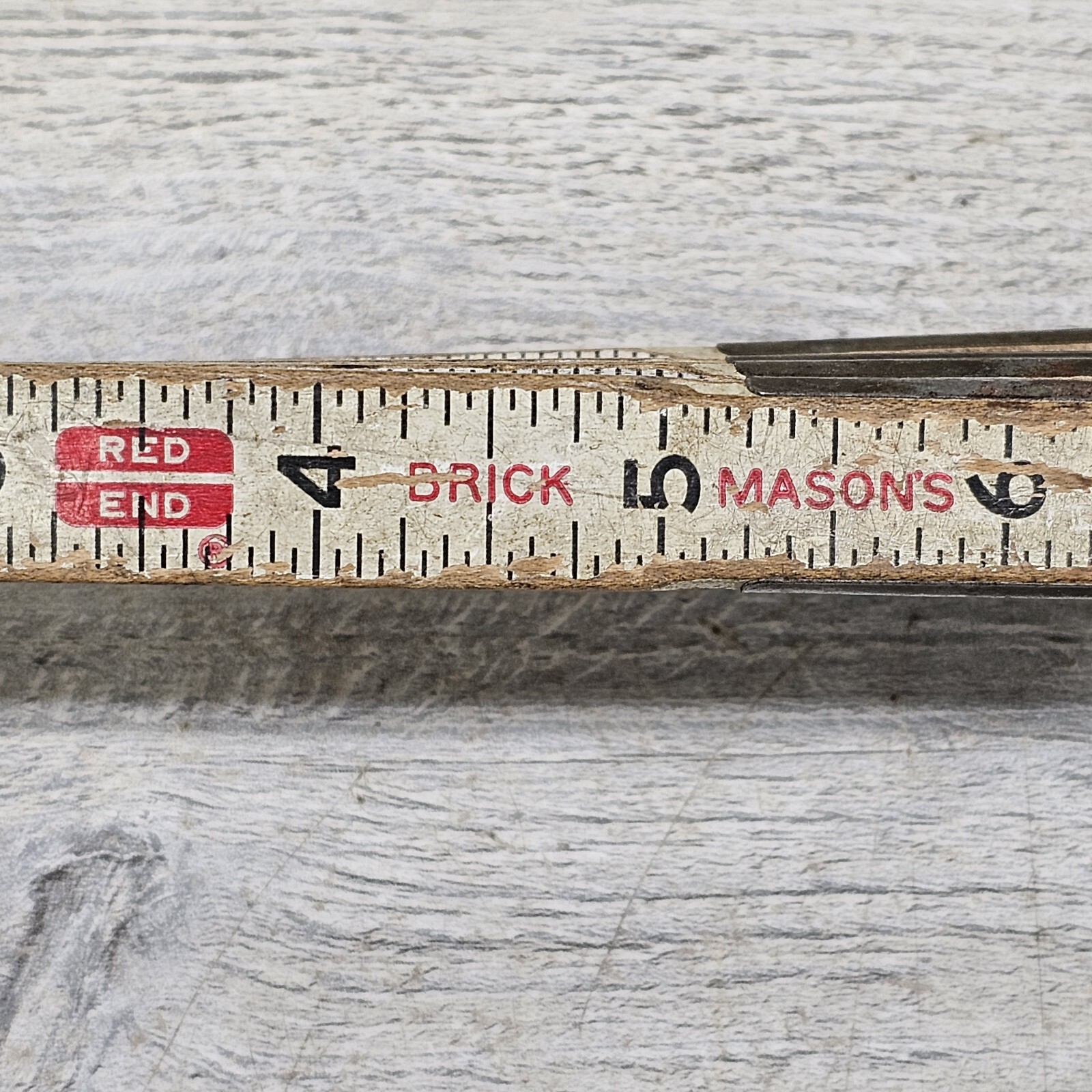 Lufkin No 636 Rugged Red End Brick Masons 72″ Wooden Folding Ruler